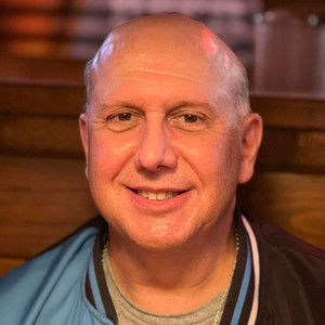 Meet your Posher, Dennis